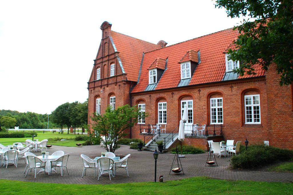 Sophiendal Manor Hotell Låsby Exteriör bild