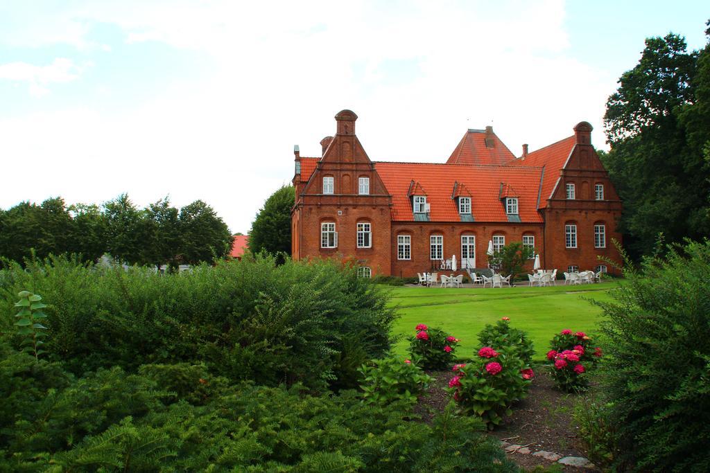 Sophiendal Manor Hotell Låsby Exteriör bild