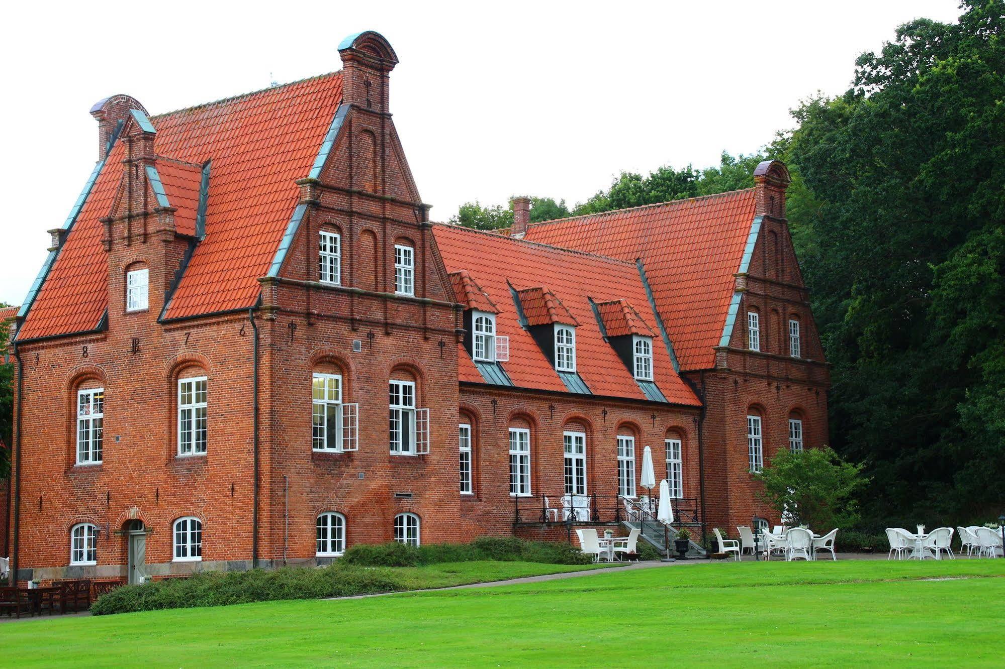 Sophiendal Manor Hotell Låsby Exteriör bild